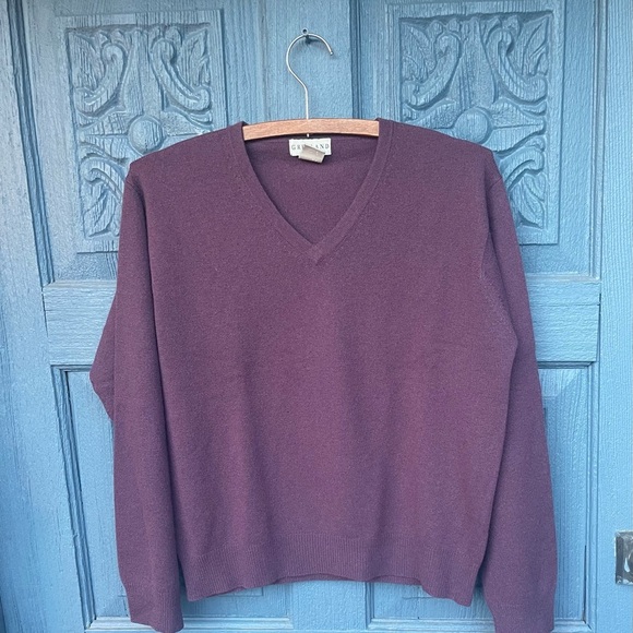 GREY LAB Cashmere v- Neck Sweater - Picture 4 of 4